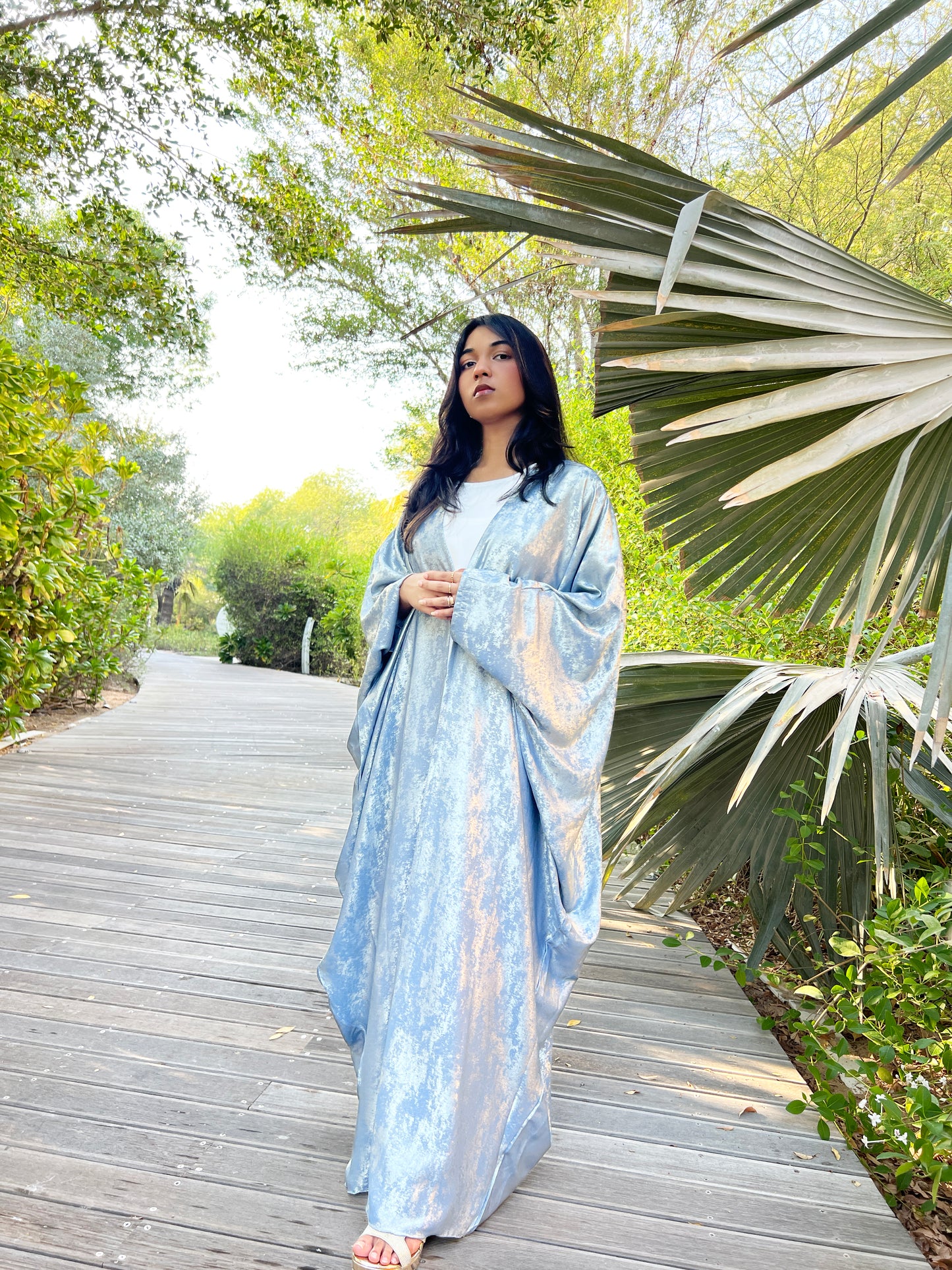Blue | velvet Shrug