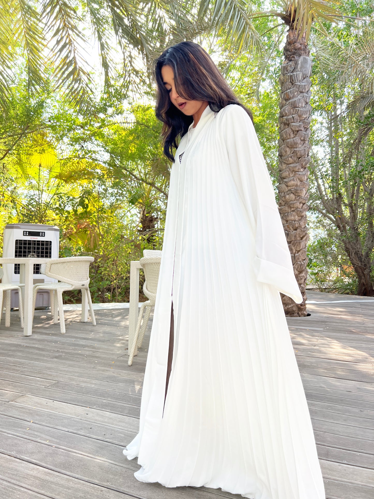 White Nida Korean Abaya