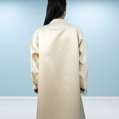 Luxurious Satin Abaya – Handcrafted Details with Saudi-Inspired Sleeves